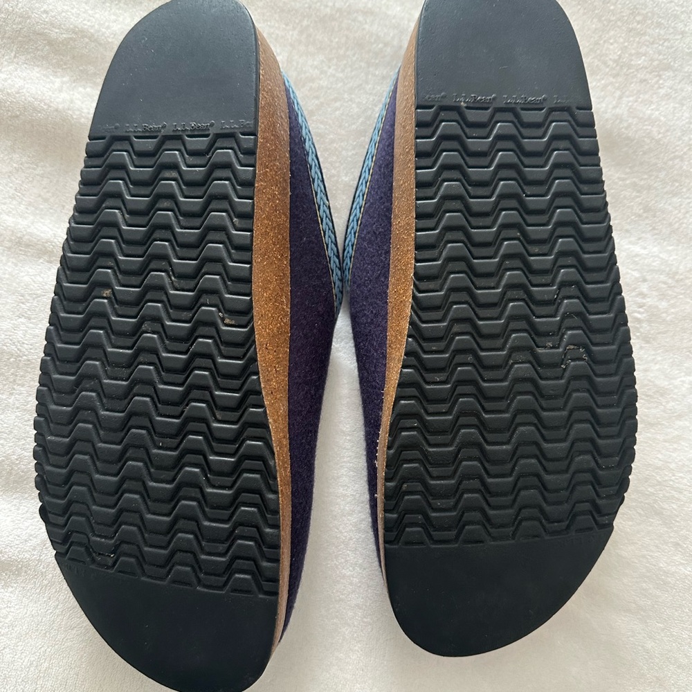 LL BEAN-Women's Navy Slip-On Clogs with Blue Trim - Picture 2 of 5
